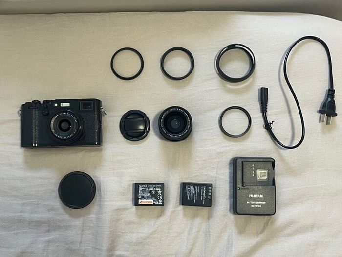 Fujifilm X100F + WCL-X100
