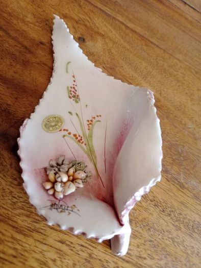 Vintage Italian Hand Painted Signed Leaf