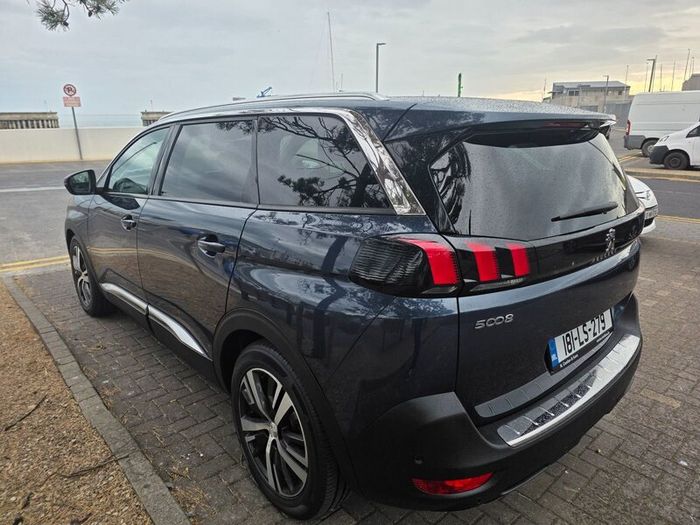 Peugeot 5008 Allure 2018