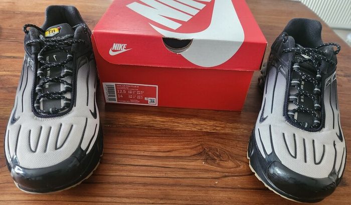 Nike Air Max Plus III - Men's / Women's Rubber Shoes - Black / Smoke Grey - Size EUR 47 / UK 11.5
