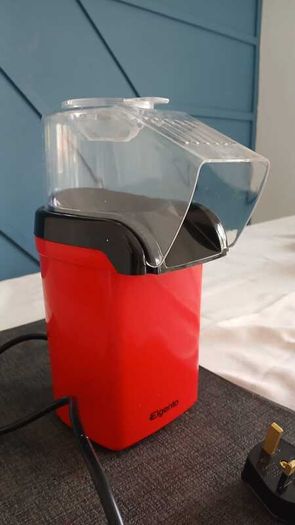 Popcorn maker