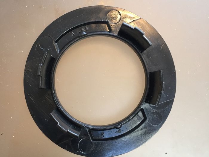 Fuel Filler Clip (Fiat Uno/Panda)