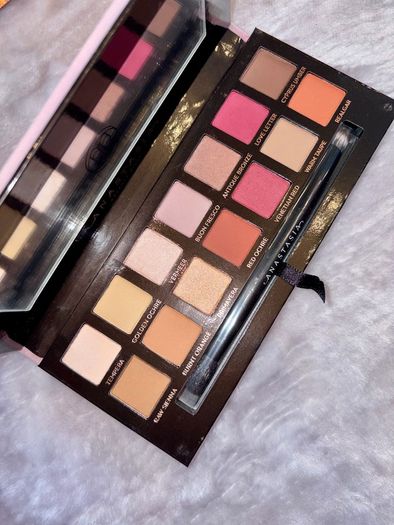 Anastasia Beverly Hills Palette Vault Soft Glam/Modern Renaissance Glitter Gift Set Limited Edition