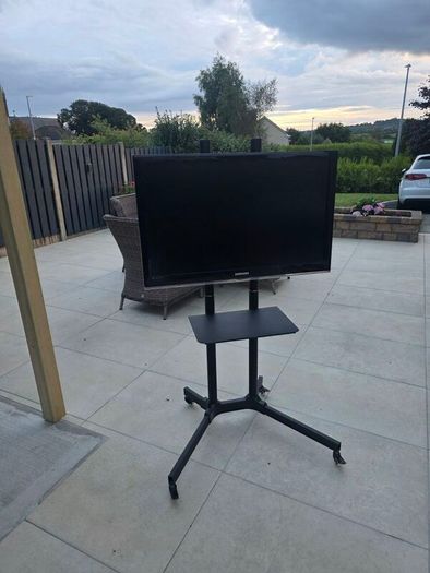 TV Stand and Samsung 37" TV (Not Smart)