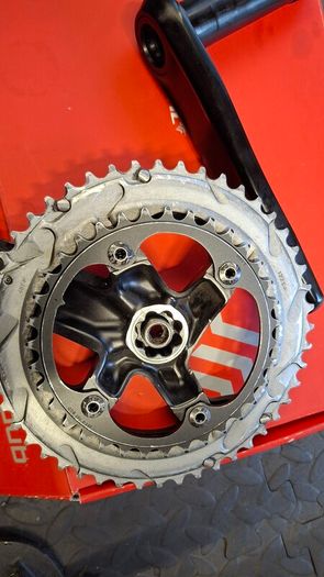 SRAM Rival AXS Dub Crankset