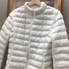B, Style White Lace Puffer Jacket Size 10