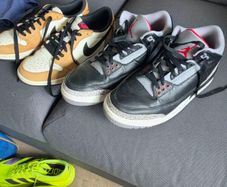 Nike Jordans for sale ( Jordan 1 & 3)