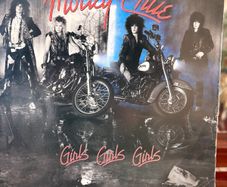 Motley Crue - Girls Girls Girls