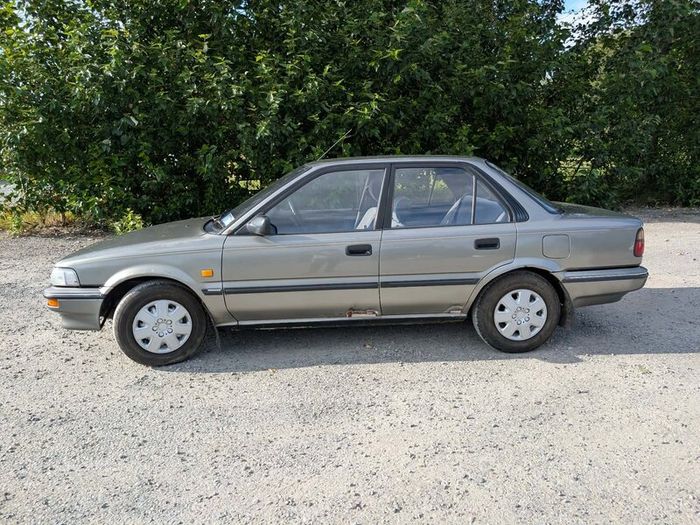 Toyota Corolla 1.3 petrol