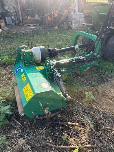Compact verge mower  RSC105