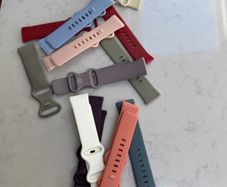 Fitbit versus straps