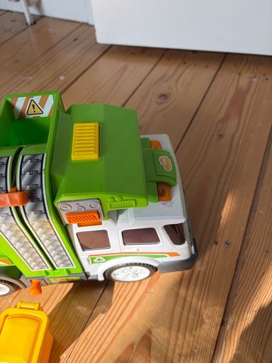 Dickie Toys Action Series Garbage Truck, 39 cm