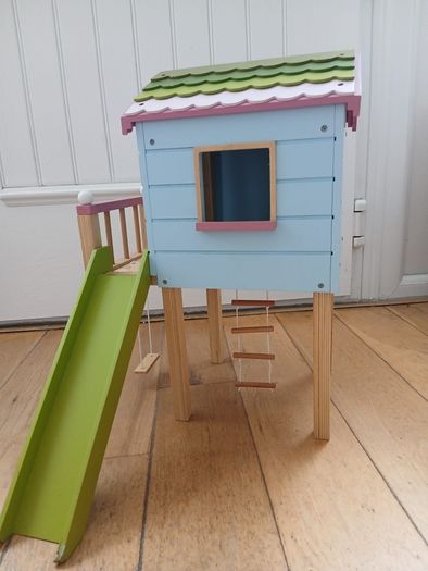 Lottie Doll treehouse and artist doll.