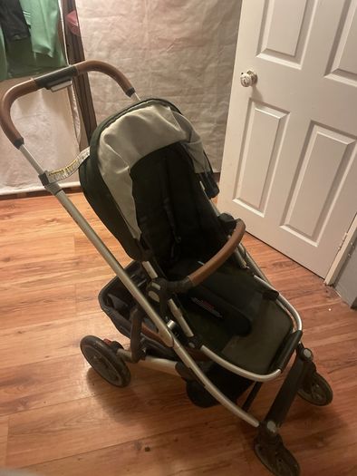 Upper baby cruiz pram