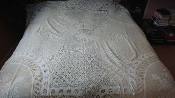Antique lase bedspread