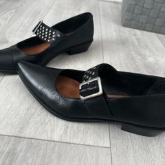 womens shoes
