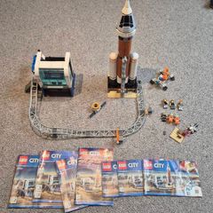 Lego City 60228 Deep Space Rocket and Launch Control