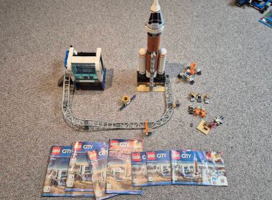Lego City 60228 Deep Space Rocket and Launch Control