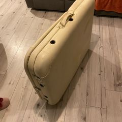 portable massage table