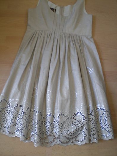 New With Tags Designer La Petite Robe D'anitsa