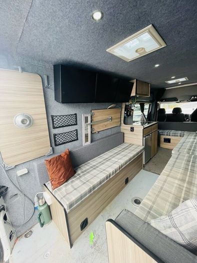 Mercedes Sprinter camper