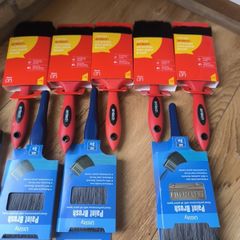 Paint brushes