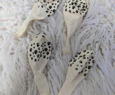 balloons with paw prints
