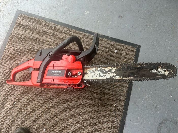 Chain saw. Jonsered CS2141 S