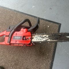 Chain saw. Jonsered CS2141 S