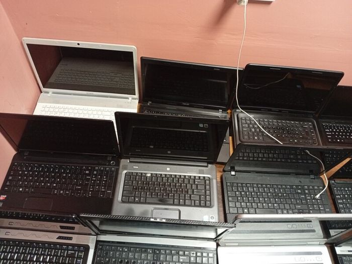 30 job lot laptops