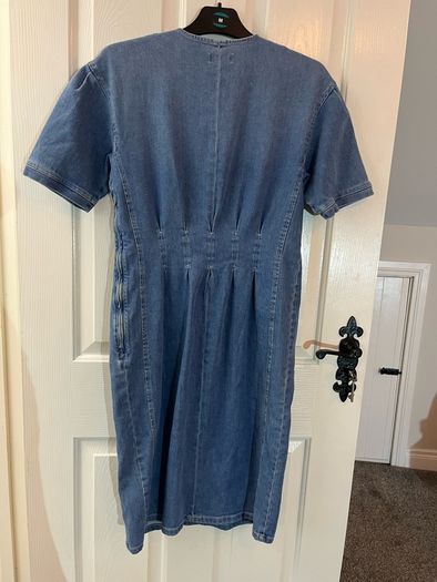 NEW Caroll Structured Denim Dress with pockets - Size 12