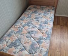 2 single beds