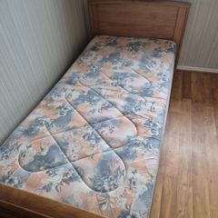 2 single beds