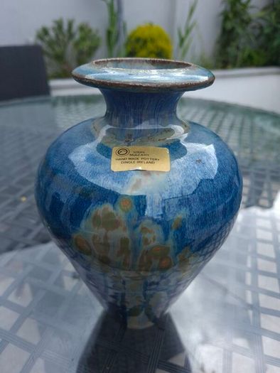 Lovely Louis Mulcahy pottery Vase handmade in Dingle