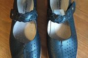 Black cushion walk shoes, eu 39/uk size 6