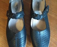 Black cushion walk shoes, eu 39/uk size 6