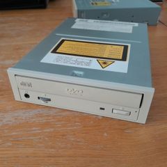 Toshiba SD-M1202 DVD-ROM Drive. CD Computer