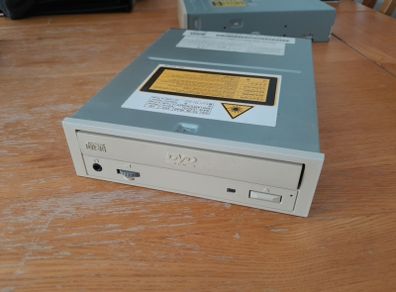 Toshiba SD-M1202 DVD-ROM Drive. CD Computer