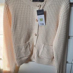 Cream cardigan with gold buttoms