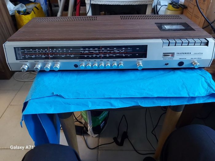 Telefunken Cavatine 201, Mw, Lw Radio plus Tape Deck, German Model in German Language, Powers on and off