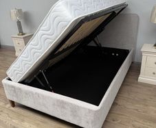 E200 Off.....leo Gas Lift Double Beds.now E289
