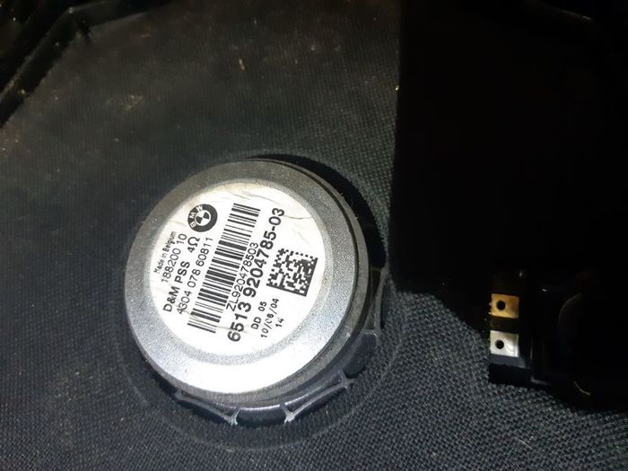 Bmw 3 Series E90 E91 Right And Left Central Bass Stereo Speakers 9204785 9204786