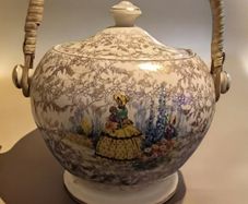 Vintage 1930s Sadler Crinoline Lady Biscuit Barrel Gold Chintz Mint Condition