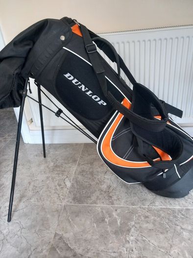 Dunlop golf bag with stand