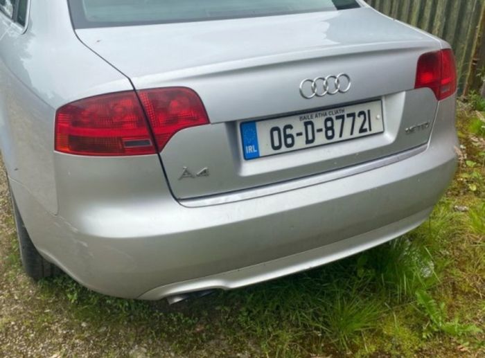 Audi a4 b7 taillights saloon rear light lamps fog lights s-line parts 2.0tdi BLB BRE BRD engines three spoke mfsw suspension parts