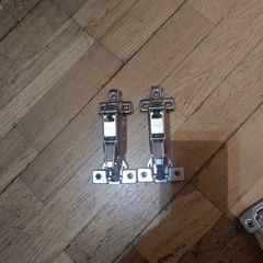 Kitchen wardrobe 180 degree hinges non softclose