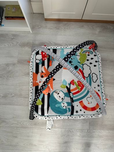 Fisher-Price 3-in-1 Music, Glow and Grow Baby Gym