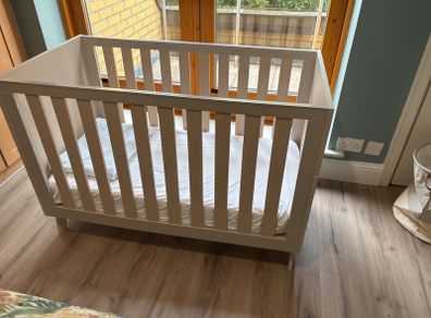 Cot (mini Cot bed)