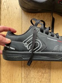 Adidas five ten stealth pro