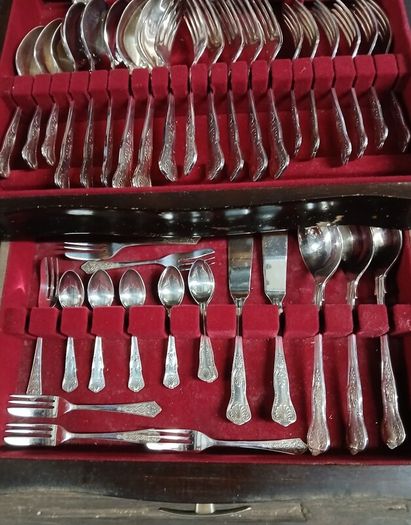 vintage newbridge silver cutlery set